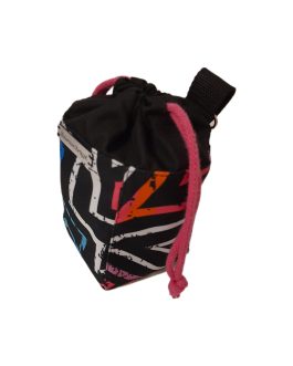 GRAFFITI Saszetka na smaczki