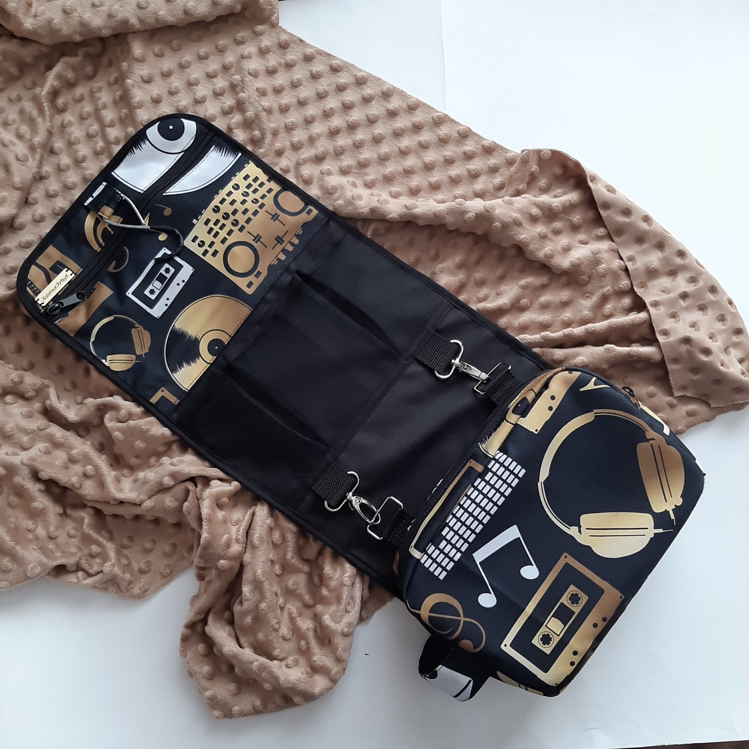 MUSIC Kosmetyczka podróżna składana