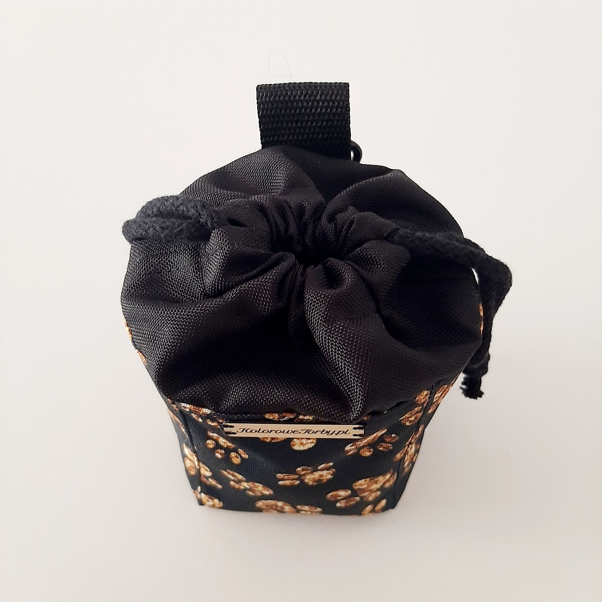 ŁAPKI Saszetka na smaczki 4