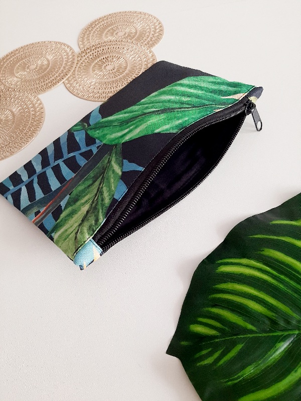 TROPIKI Kosmetyczka Na przydasie 2