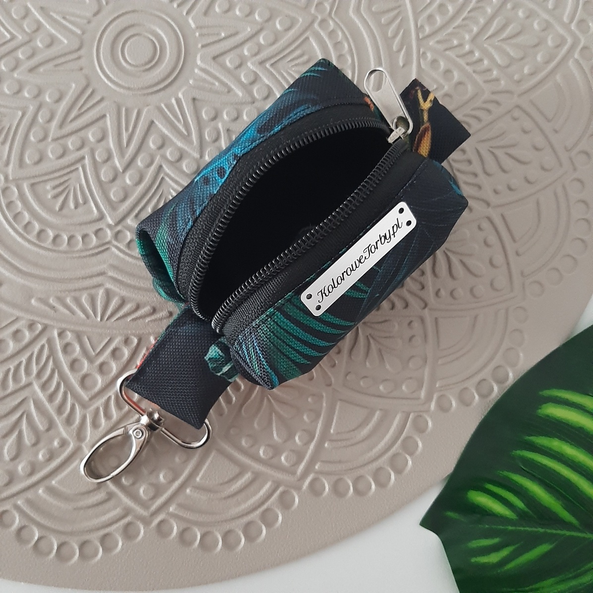 MONSTERY02 Etui na kupoworki 3