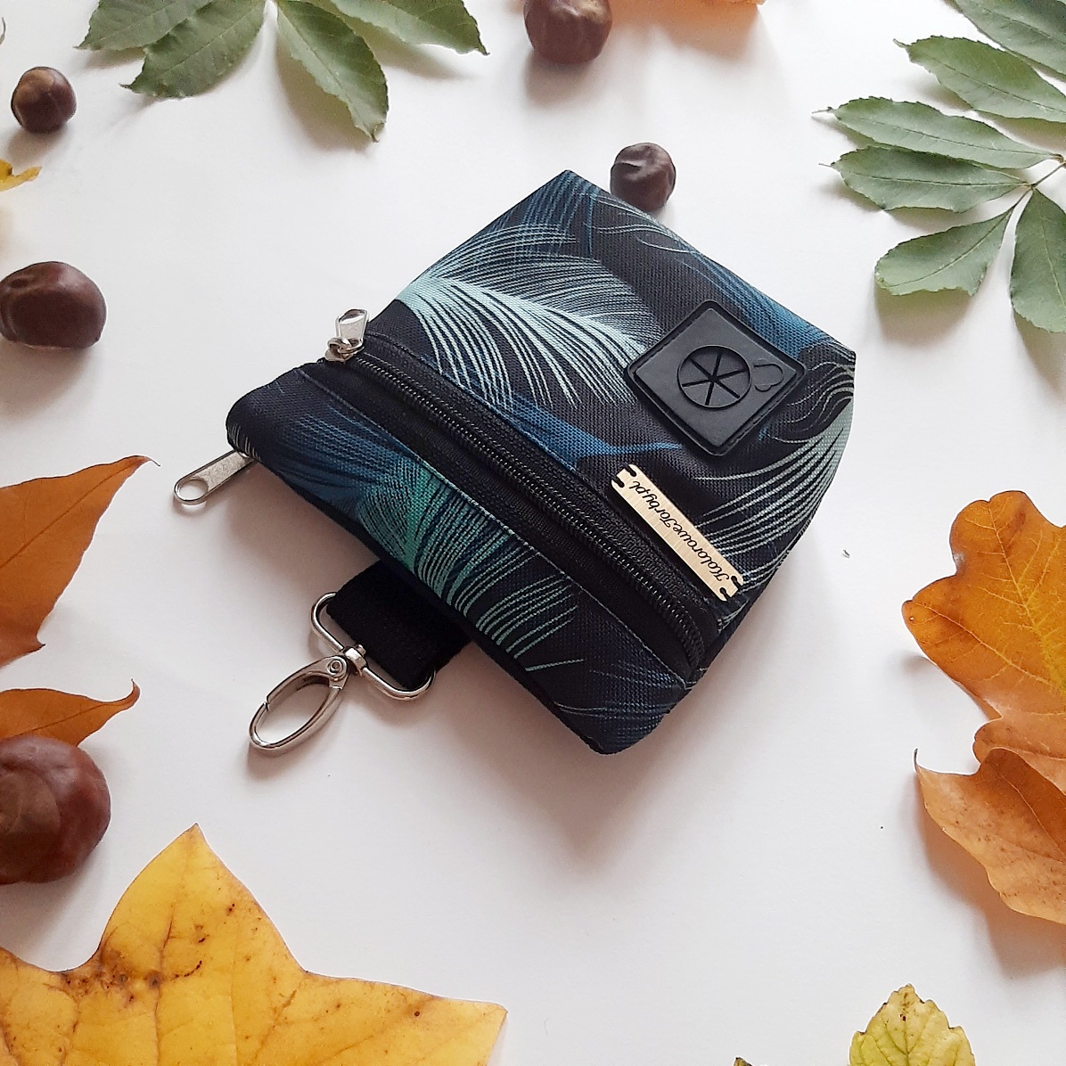 TURKUSOWE PIÓRA Saszetka 2w1