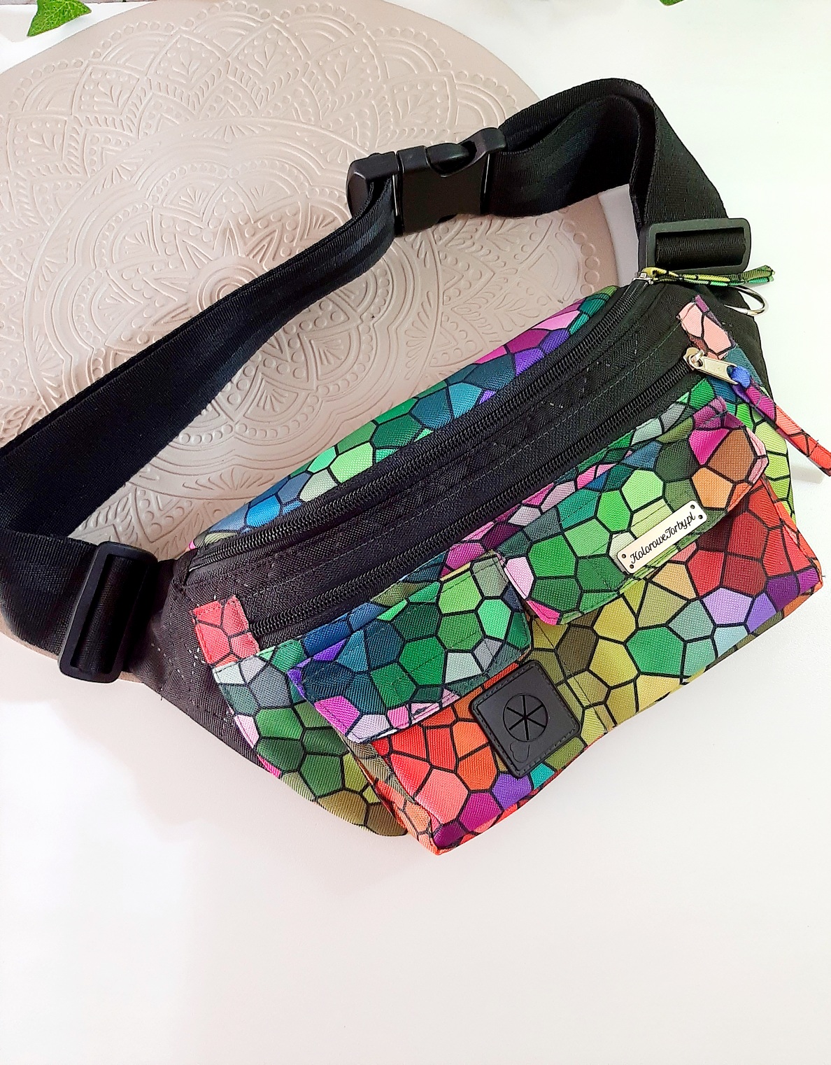 TĘCZOWA MOZAIKA Nerka Spacerowa