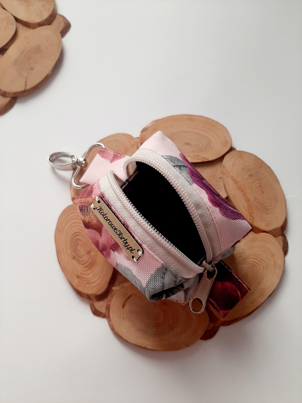 KWIATY04 Etui na kupoworki