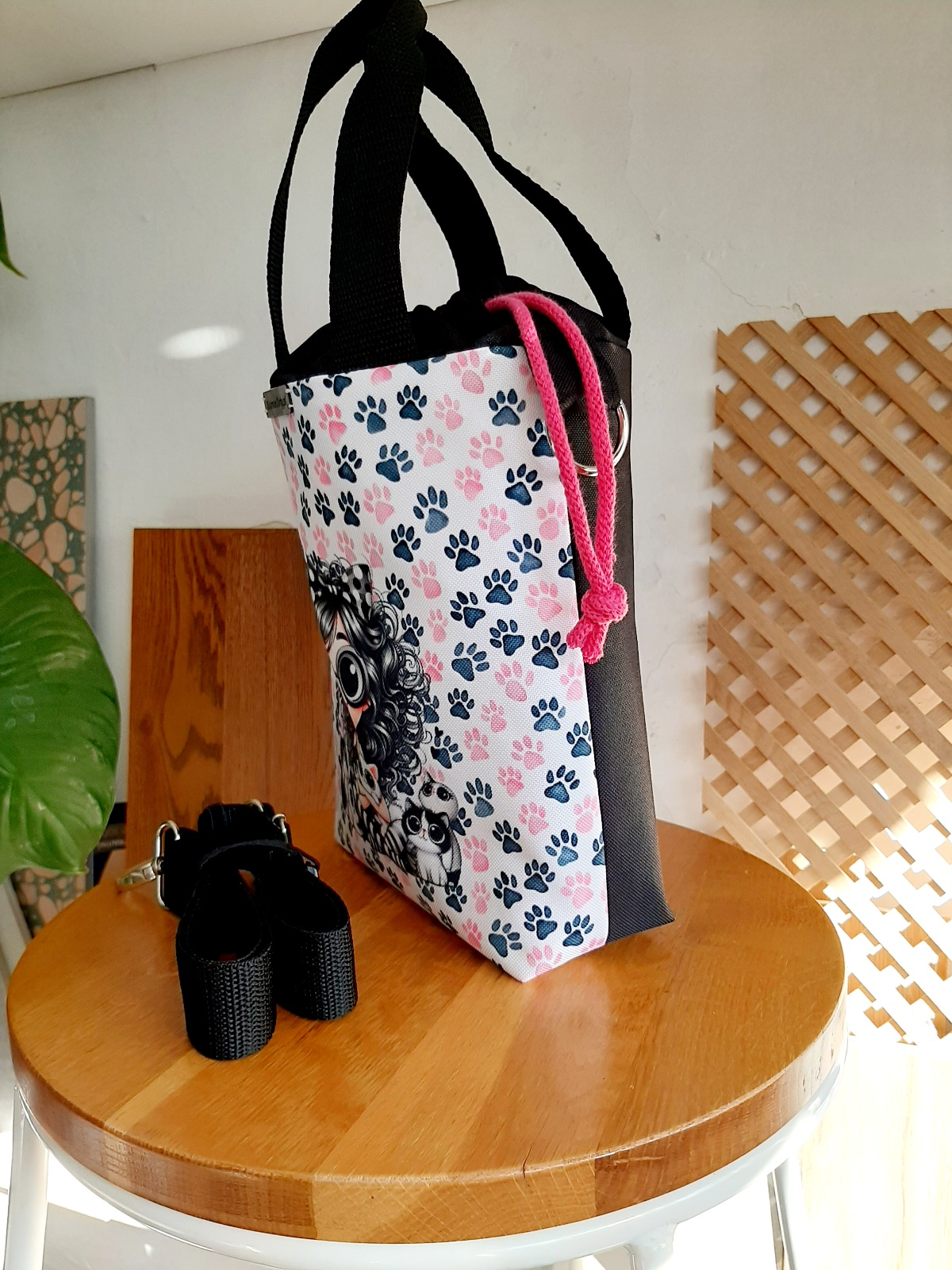 CAT LADY01 Listonoszka ELIZA 2