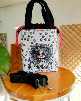 CAT LADY01 Listonoszka ELIZA