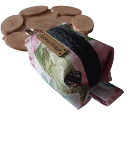 KWIATY MOTYLE Etui na kupoworki