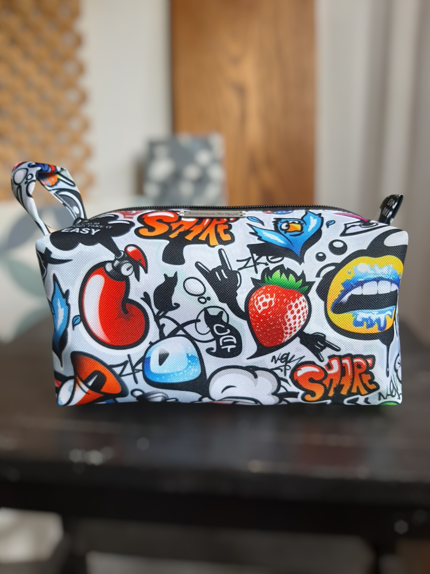 KOMIKS Kosmetyczka BOX M 2