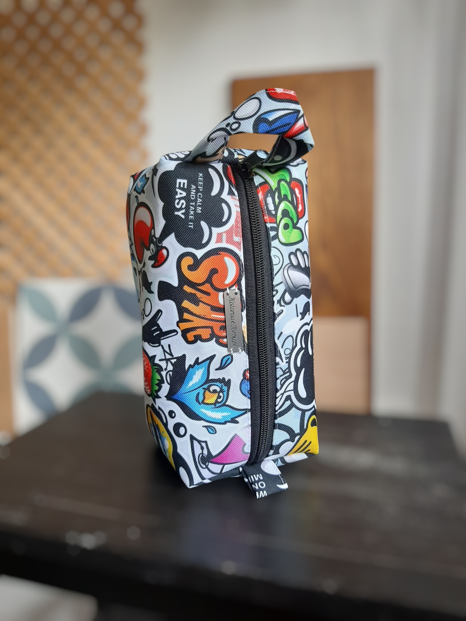 KOMIKS Kosmetyczka BOX M 3